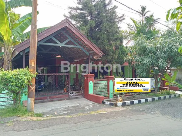 image RUMAH LUAS HOOK DI RUNGKUT HARAPAN  (1)