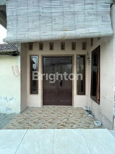 image  MENGANTI  (6)