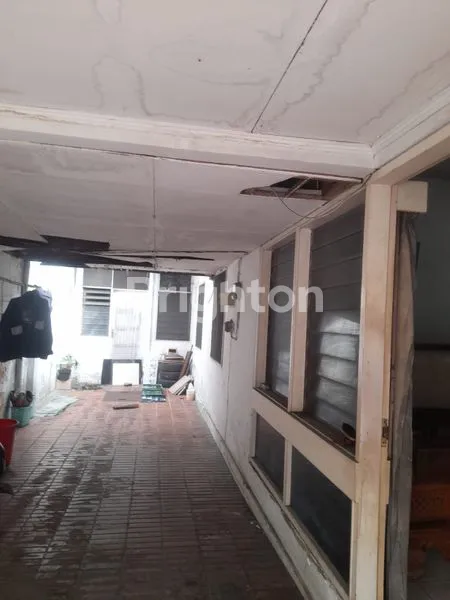 image RUMAH LAMA HITUNG TANAH KEBAYORAN BARU, JAKARTA SELATAN (1)
