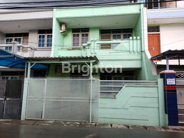 image RUMAH DI RATU ASIA TAMAN RATU JAKARTA BARAT (1)