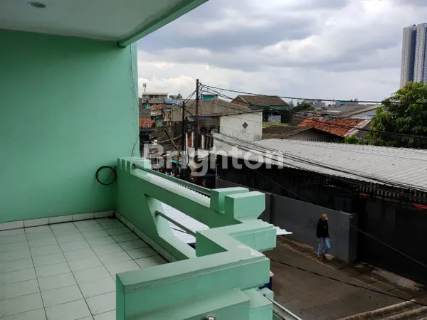 image RUMAH DI RATU ASIA TAMAN RATU JAKARTA BARAT (2)