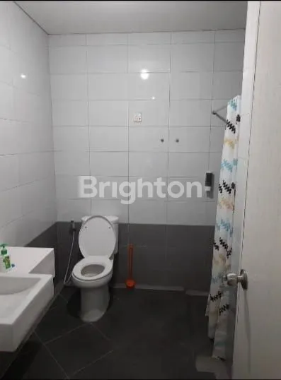 image RUMAH 2 LT DEKAT KEDATON GOLF SUVARNA SUTERA CIKUPA TANGERANG (3)