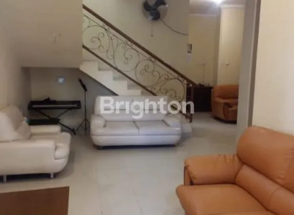 image RUMAH BAGUS 2 LANTAI MURAH DI AREA PERUMAHAN, JL. KALIURANG KM 6,2. SIAP HUNI. (7)