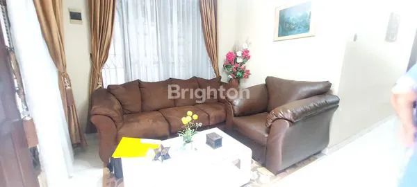 image RUMAH DI CAWANG JAKARTA TIMUR, KOKOH DAN STRATEGIS (3)