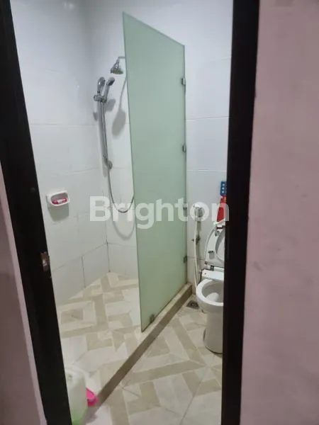 image RUMAH 2 LANTAI SIAP HUNI, KONDISI BAGUS (3)