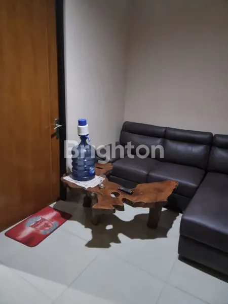 image RUMAH 2 LANTAI SIAP HUNI, KONDISI BAGUS (4)