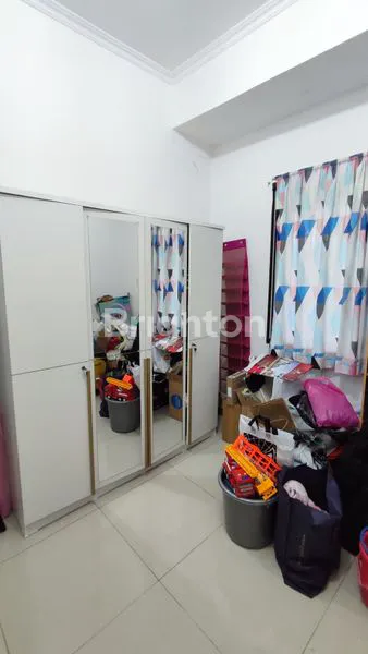 image RUMAH YANG DEPANNYA TIDAK ADA RUMAH LAIN (6)