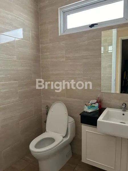 image RUMAH MEWAH DE MAJA @DE PARK BSD CITY (8)