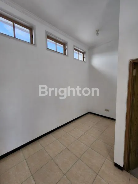 image RUMAH PURI CITRA RUNGKUT 1.5 LANTAI SEMI FURNISH (7)