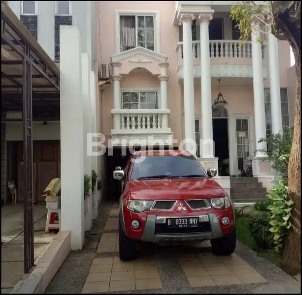 image RUMAH SPLIT LEVEL DI LIPPO KARAWACI CENTRAL TANGERANG (1)