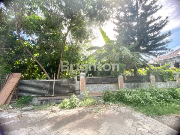 image TANAH DAN BANGUNAN DI SEMOLOWARU ELOK SURABAYA  (3)