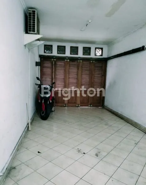image RUMAH MEWAH 2 LT SAYAP DAGO JL RANGGA GADING BANDUNG (6)