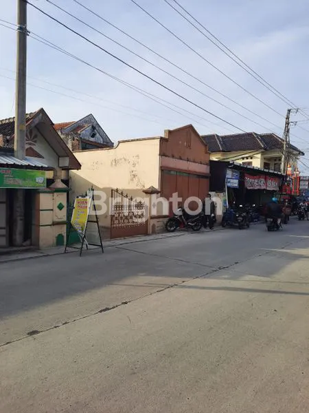 image RUMAH DI TELUKAN GROGOL ADA RUANG USAHA 30M PERSEGI, BISA UNTUK USAHA DAN RUMAH TINGGAL (8)
