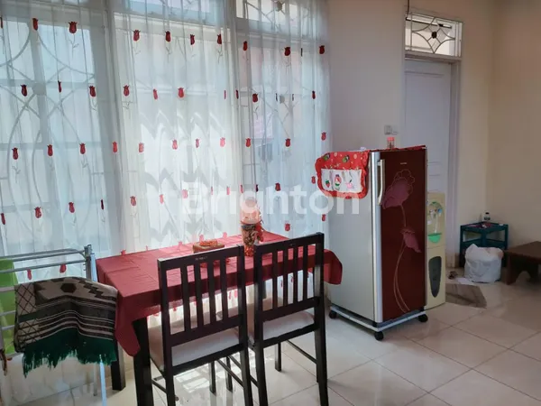 image RUMAH / VILLA DISEWAKAN DI THE TAMAN DAYU PANDAAN (2)