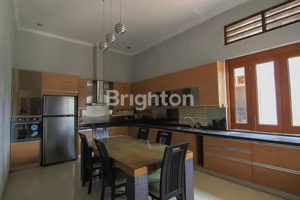 image RUMAH IDAMAN SUPER LENGKAP DENGAN HALAMAN SUPER LUAS DI BOGOR (6)