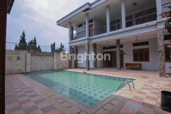 image RUMAH IDAMAN SUPER LENGKAP DENGAN HALAMAN SUPER LUAS DI BOGOR (8)