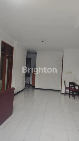 image RUMAH NYAMAN LUAS CARPORT 4 MOBIL DALAM KOMPLEK DEKAT BANDARA HUSEIN  (5)