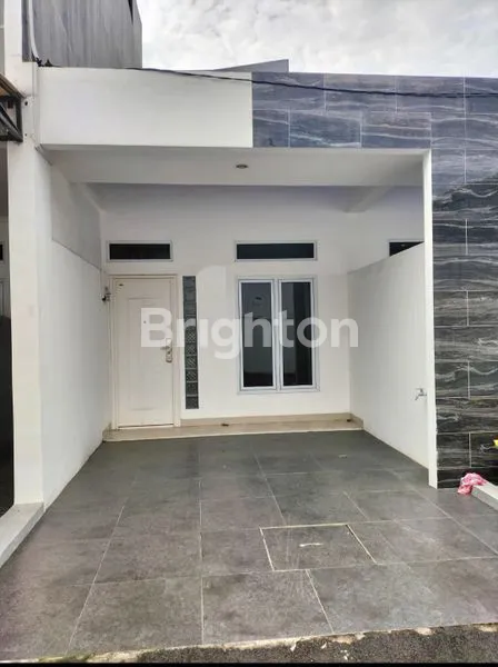 image RUMAH CLUSTER TENGAH KOTA MINIMALIS MODERN ONE GATE SISTEM DEKAT PASKAL HYPERSQUARE (1)