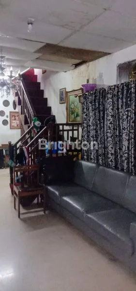 image RUMAH LAYAK HUNI BISA UNTUK KOS-KOSAN DEKAT RUMAH SAKIT DI JAKARTA TIMUR (2)