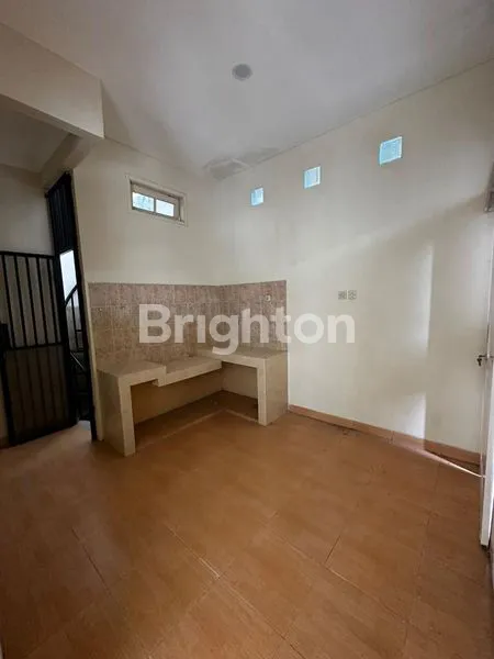 image RUMAH 2 LANTAI MURAH DI ARGA NIRWANA BNR (6)