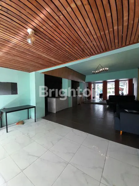 image PURWOSARI, LAWEYAN, SURAKARTA,  RUMAH LUAS DESAIN KAFE, LOKASI STRATEGIS  PINGGIR JALAN RAYA, AKSES MOBIL 2 ARAH, LOKASI RAMAI, COCOK UNTUK USAHA KULINER (4)