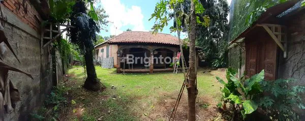 RUMAH LUAS CANTIK HITUNG TANAH DEKAT TOL BRIGIF