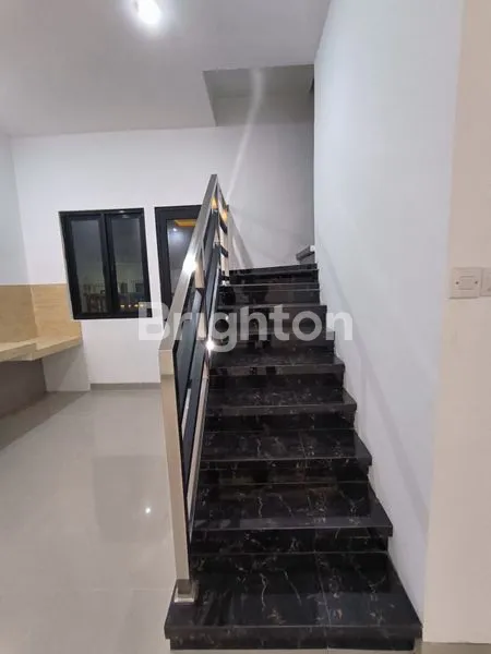 image RUMAH BARU GRESS - SIMPANG DARMO PERMAI SELATAN (5)