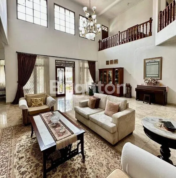 image RUMAH ASRI DALAM CLUSTER DI JL ANDARA RAYA JAKSEL (1)