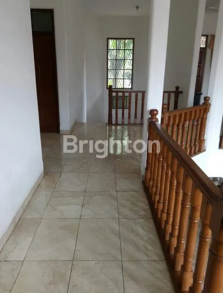 image RUMAH ASRI DALAM CLUSTER DI JL ANDARA RAYA JAKSEL (3)