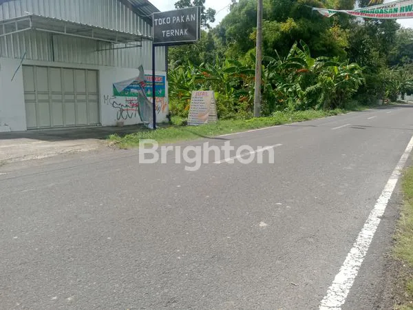 image TANAH BONUS BANGUNAN DIATASNYA PINGGIR JALAN RAYA KABUPATEN, JALAN WATES KM 6,5 GAMPING YOGYAKARTA, BELAKANG UMY (3)