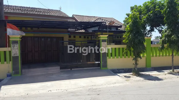 image RUMAH DI TASIKMADU KARANGANYAR (1)