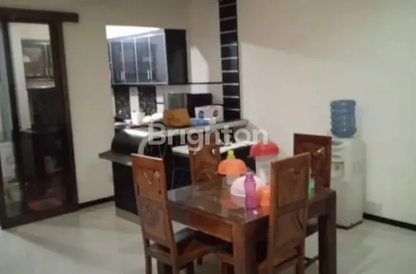 image RUMAH MINIMALIS BAGUS DI KETINTANG, DEKAT ROYAL PLAZA (2)
