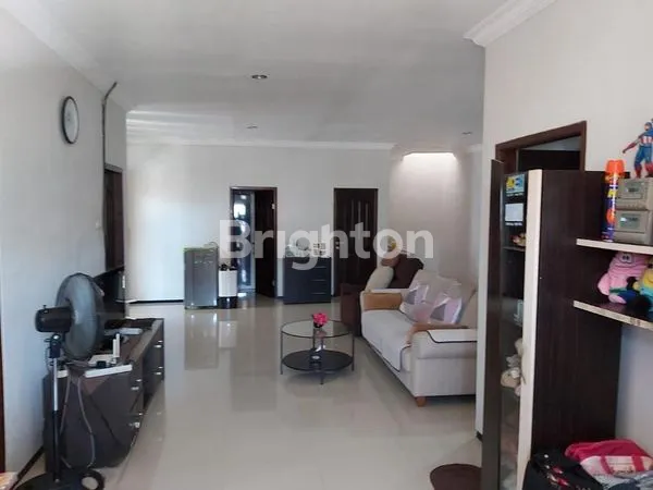 image MINIMALIS MEWAH ROW JALAN KEMBAR PURIMAS UBUD, GUNUNG ANYAR (4)