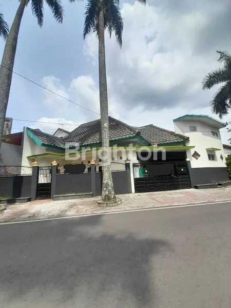 image DIJUAL RUMAH HOOK NEGOTIABLE DI PUSAT KOTA MALANG JL PULAU² (2)