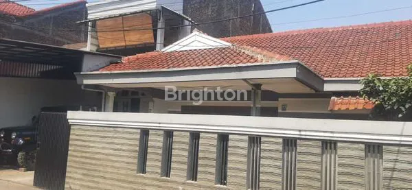 image DIJUAL RUMAH 2 LANTAI LOKASI SANGAT STRATEGIS  DAN NYAMAN JL ANTASARI RAYA ANTAPANI KIDUL KOTA BANDUNG (3)