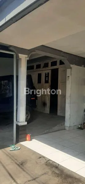 image DIJUAL RUMAH 2 LANTAI LOKASI SANGAT STRATEGIS  DAN NYAMAN JL ANTASARI RAYA ANTAPANI KIDUL KOTA BANDUNG (5)