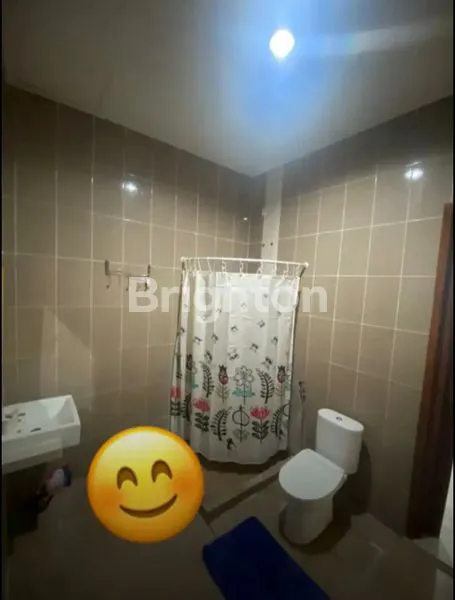 image RUMAH 1 LANTAI BERSIH & TERAWAT FULLY FURNISHED KAWASAN PERUMAHAN ONE GATE SYSTEM DEKAT TOL DEKAT BANDARA SOLO (5)