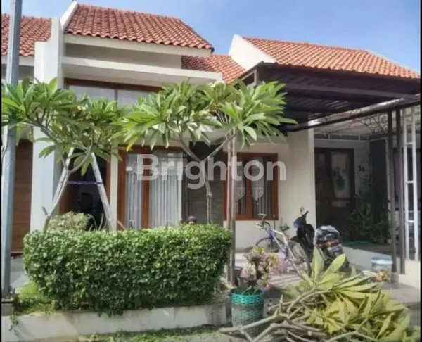 image RUMAH 1 LANTAI BERSIH & TERAWAT FULLY FURNISHED KAWASAN PERUMAHAN ONE GATE SYSTEM DEKAT TOL DEKAT BANDARA SOLO (7)