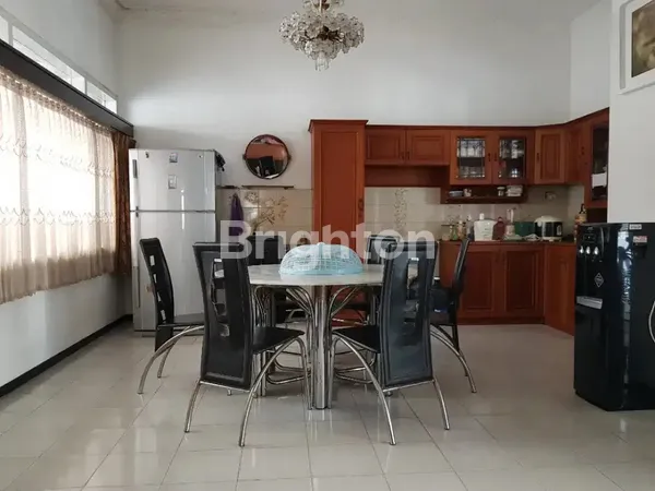 image DIJUAL RUMAH DI JALAN UTAMA KUTISARI INDAH, KAWASAN BEBAS BANJIR (4)