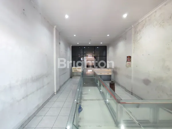 image RUKO STRATEGIS DI DEPAN PASAR KUTA II (2)