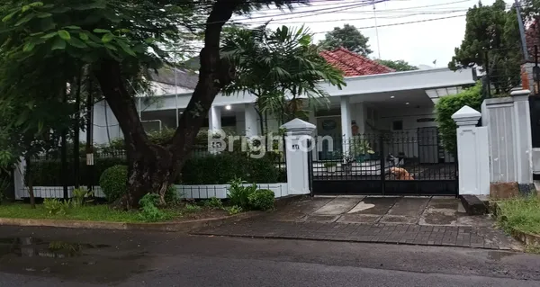 image RUMAH LOKASI STRATEGIS KAPUAS SURABAYA (1)