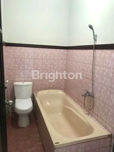 image RUMAH NYAMAN DUA LANTAI (3)