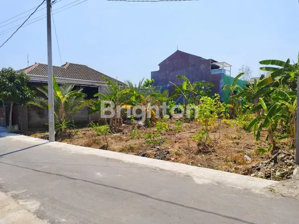 image TANAH UTARA TERMINAL BEJEN KARANGANYAR SANGAT NYAMAN UNTUK TEMPAT TINGGAL (2)