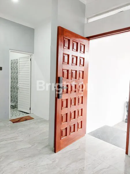 image RUMAH BARU 2 LANTAI MODERN - GROGOL SOLO BARU (3)