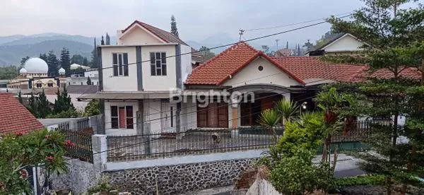 image RUMAH BATU MALANG (1)