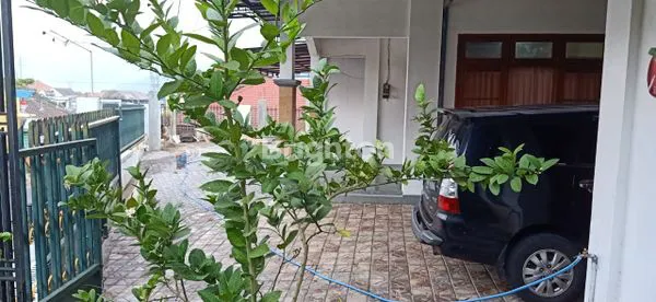 image RUMAH BATU MALANG (3)