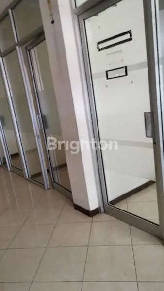 image BANGUNAN PINGGIR JL. MT HARYONO (6)