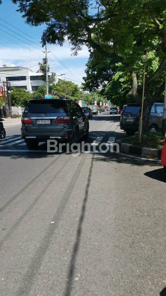 image BANGUNAN PINGGIR JL. MT HARYONO (8)