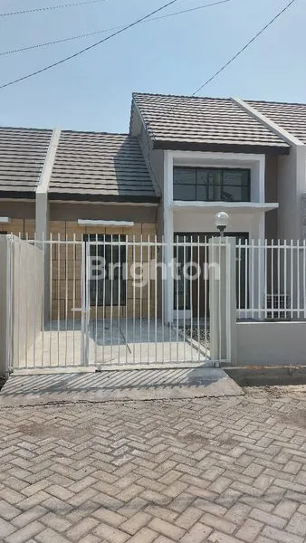 image RUMAH BARU DAN MURAH DI ALANA REGENCY TAMBAK OSO SIDOARJO (8)