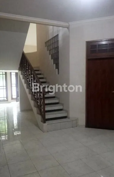 image RUMAH DARMO PERMAI 2 LANTAI (1)